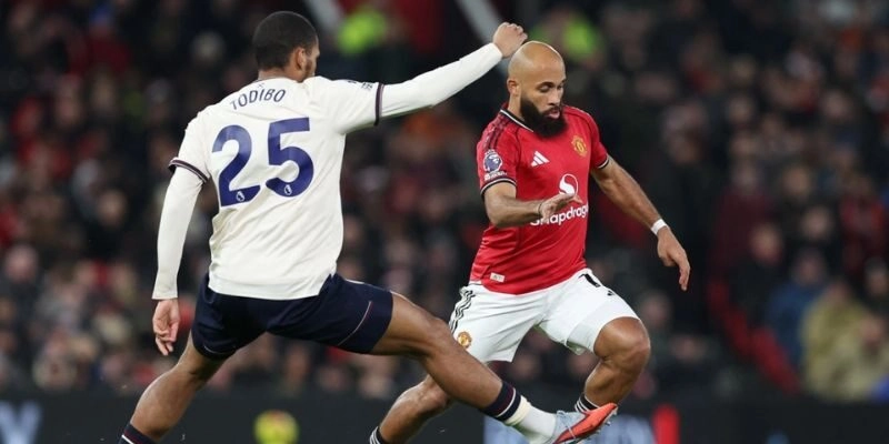 Soi Kèo Trận West Ham Vs Manchester United Lúc 3h15 Ngày 11/2/2026 - Premier League 1 Đánh giá phong độ gần đây của West Ham vs Manchester United